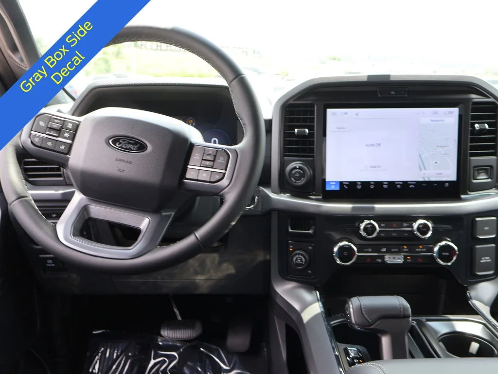 New 2026 Oxford White Ford XLT image 19