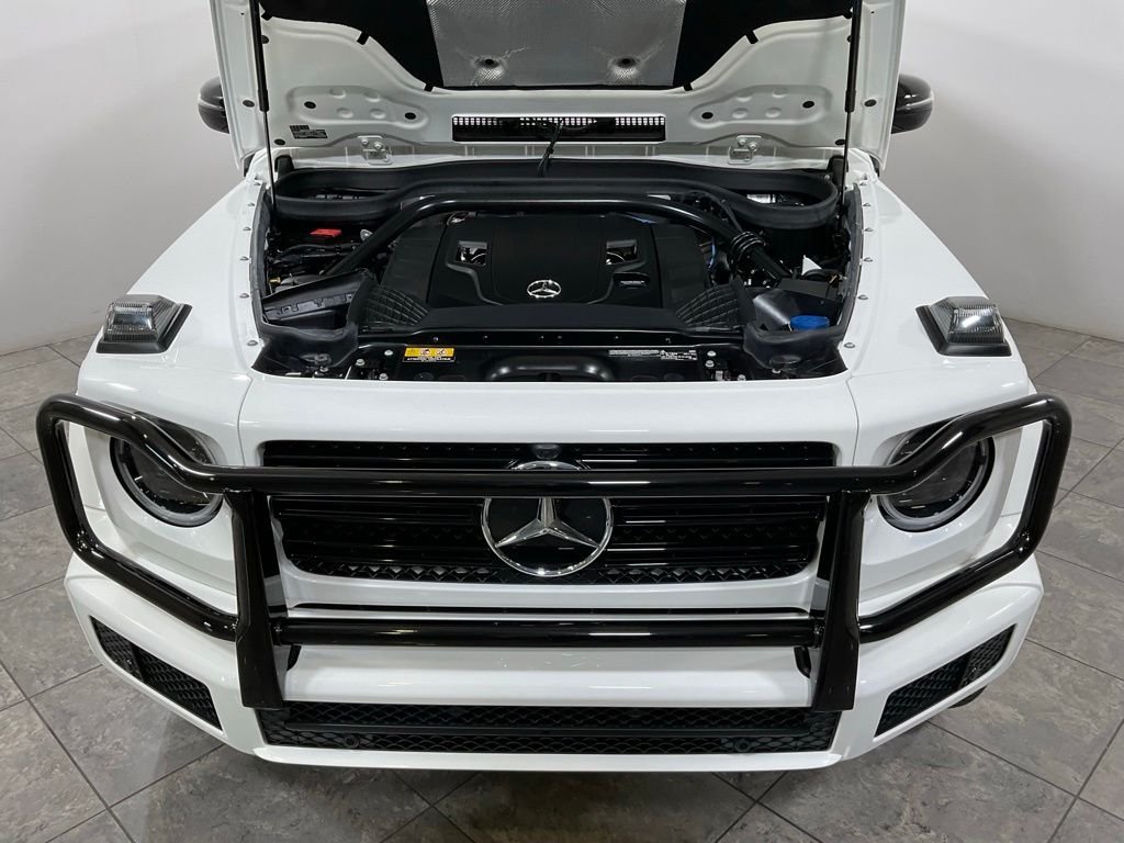 Used 2022 White Mercedes-Benz G 550 image 10