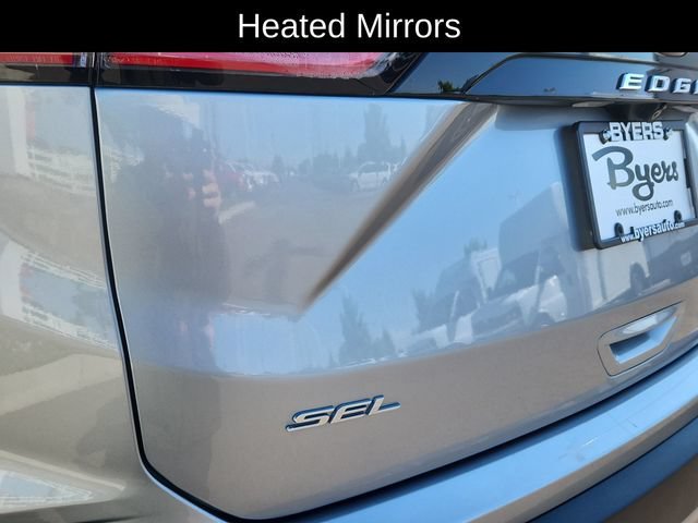 Used 2022 Silver Ford SEL image 16