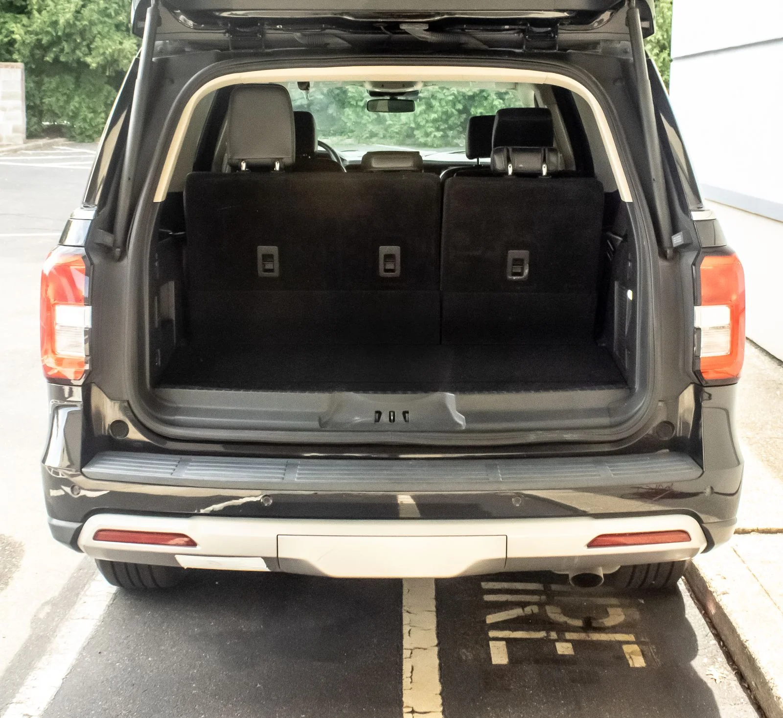 Used 2023 Black Ford XLT image 21