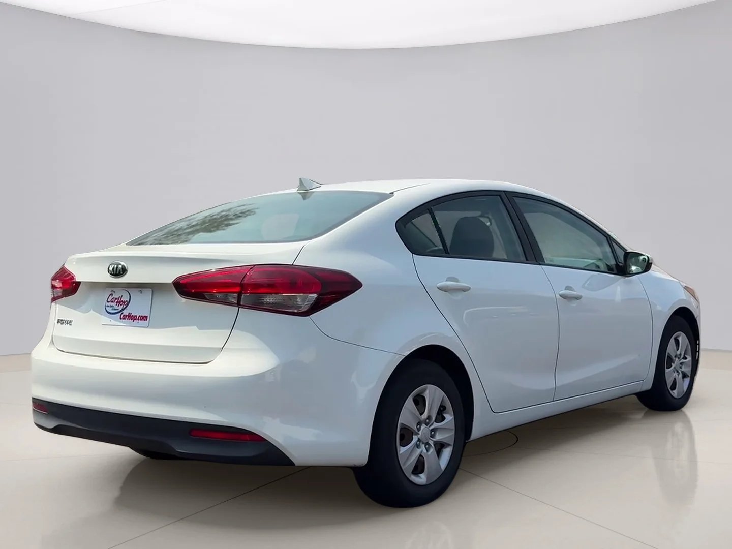 Used 2017 White Kia SEDAN image 5