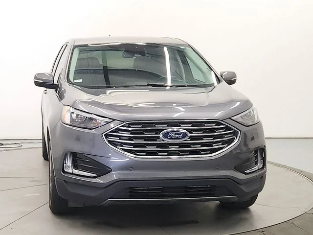 Used 2023 Gray Ford Titanium image 2