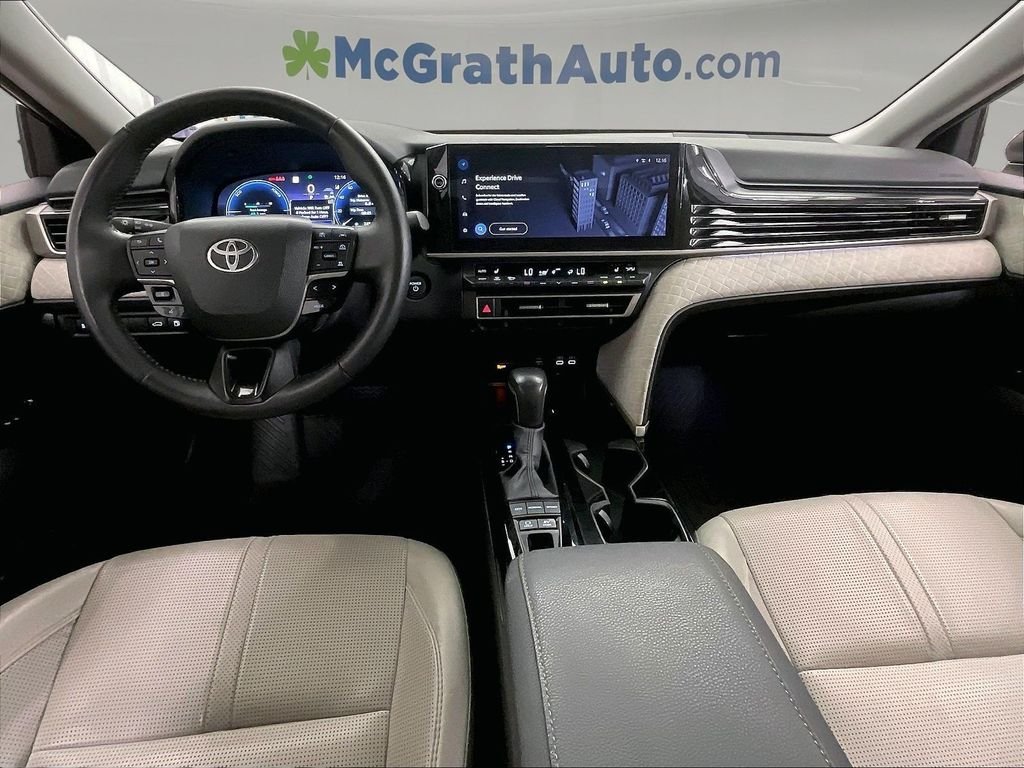 Used 2025 Black Toyota XLE image 20