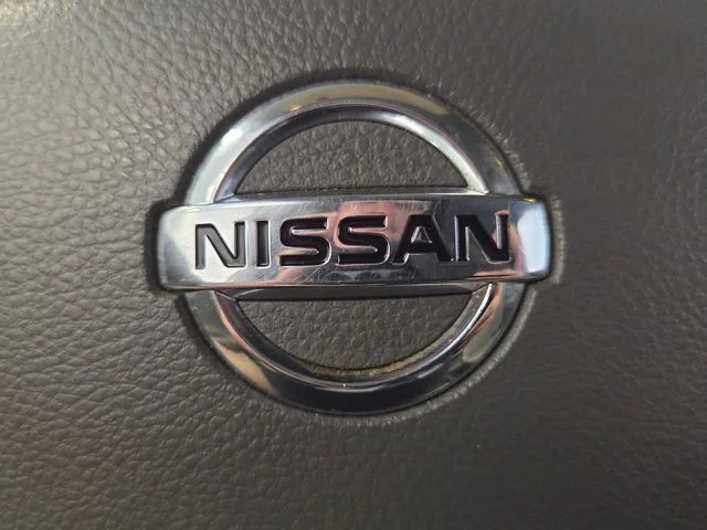Used 2006 Silver Nissan 2.5 S image 27