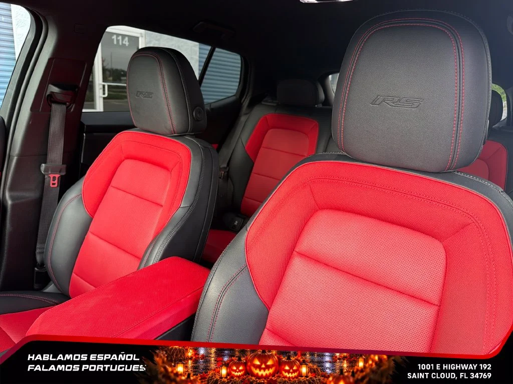Used 2024 Summit White Chevrolet 2RS image 24