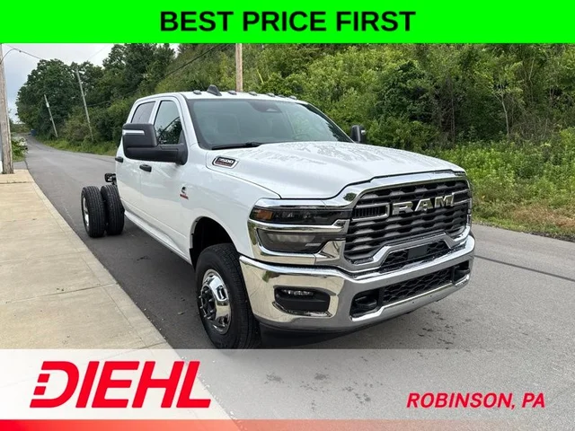 2026 RAM 3500 Chassis Cab Tradesman