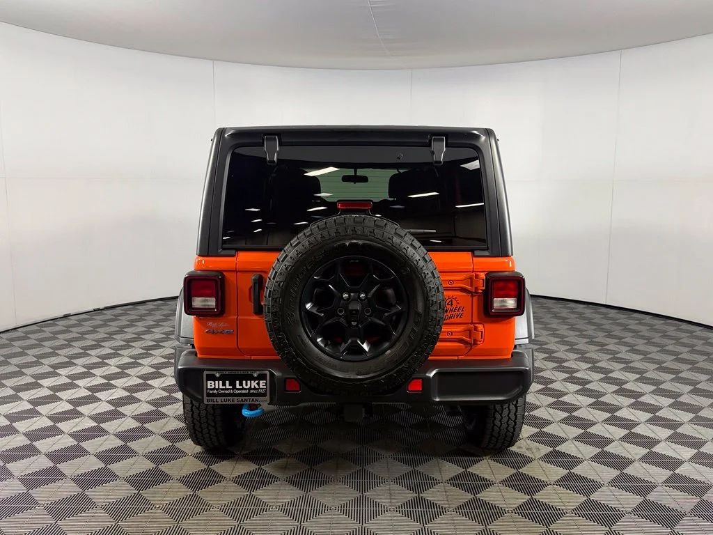 Used 2023  Jeep Willys 4xe image 10