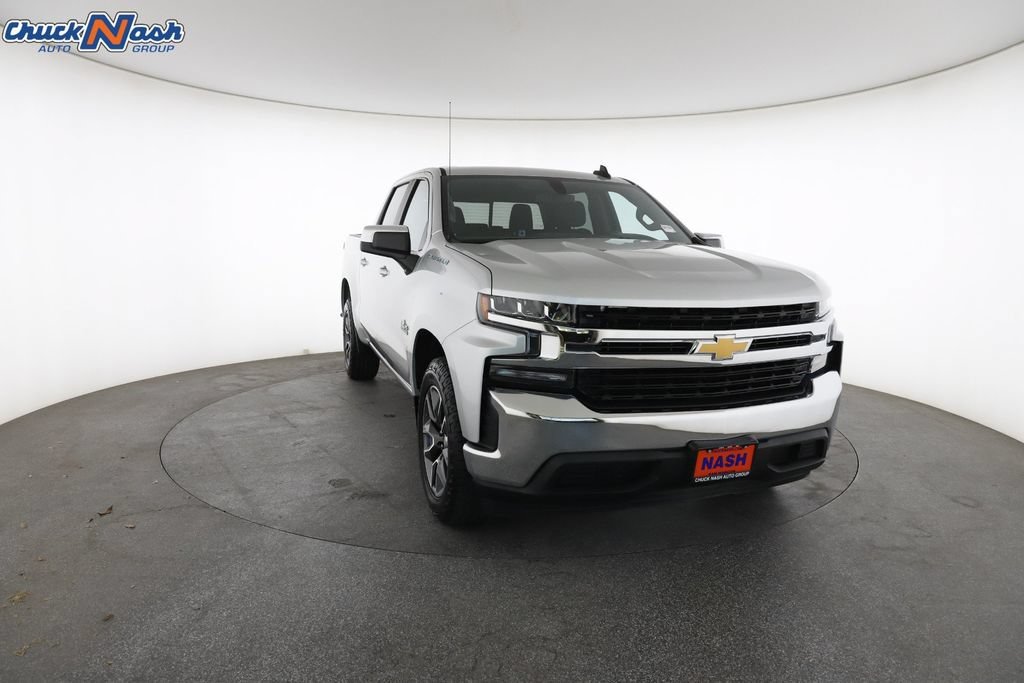 Used 2021 SILVER ICE METALLIC Chevrolet LT image 3