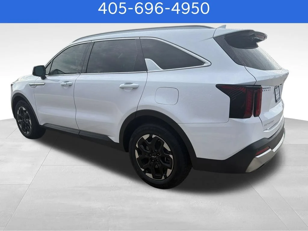 Pre-Owned 2024 Kia Sorento S