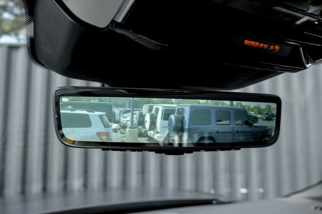 New 2027 Varesine Blue Land Rover Dynamic SE image 16
