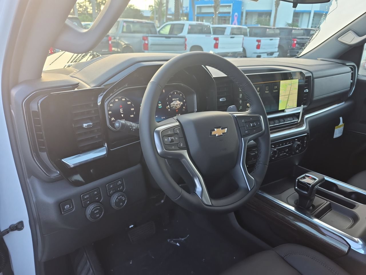 2026 Chevrolet Silverado 1500 LT - Photo 10