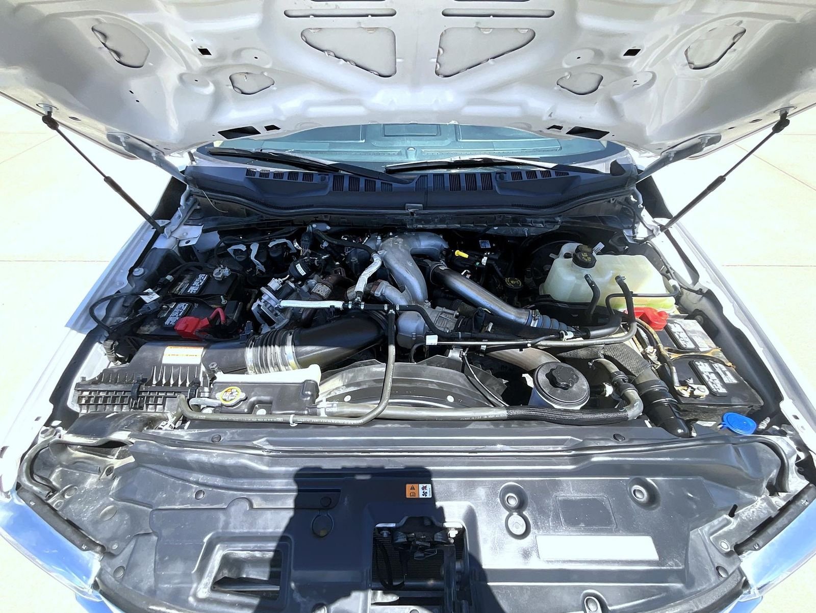Used 2022 White Ford Lariat image 26