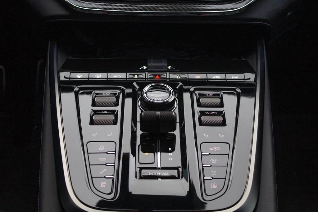 Used 2025 Black Aston Martin 707 image 19