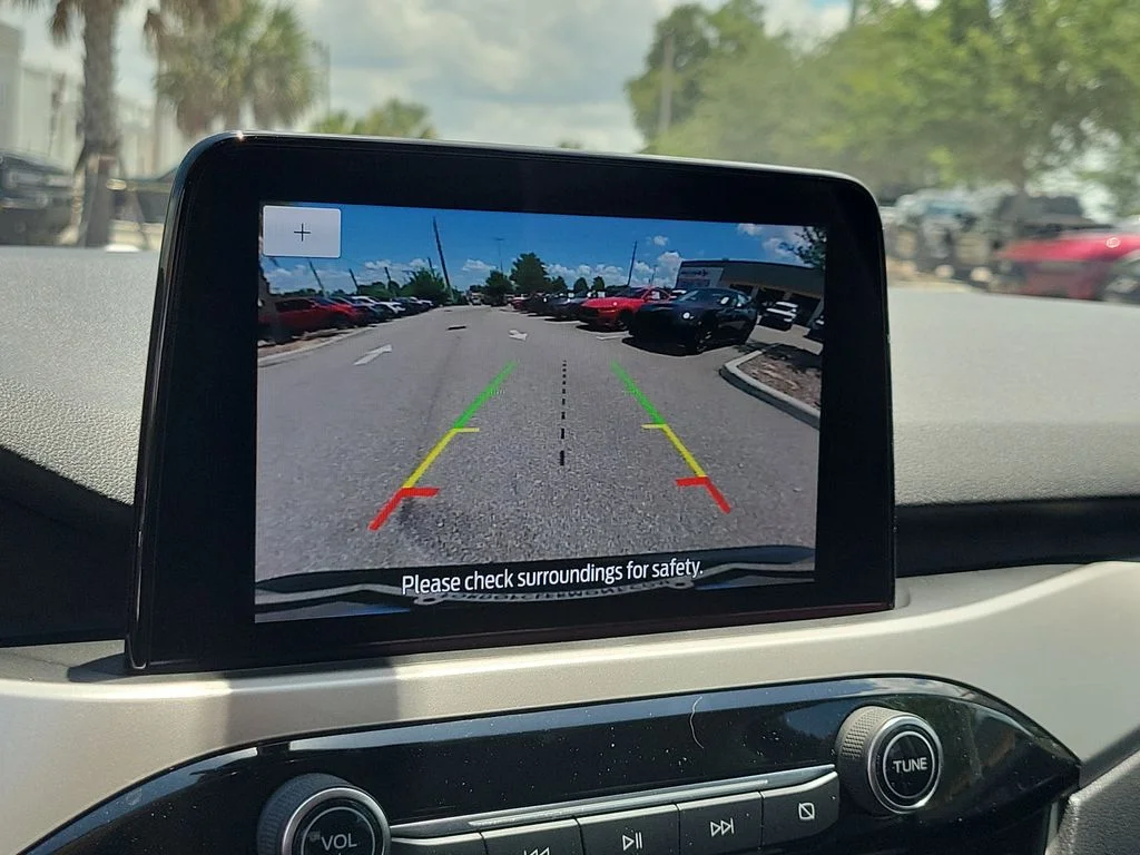 Used 2020 Magnetic Metallic Ford SE Sport image 26