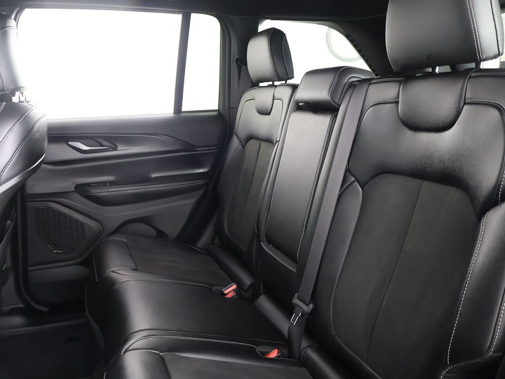 Used 2024 Gray Jeep Altitude X image 32