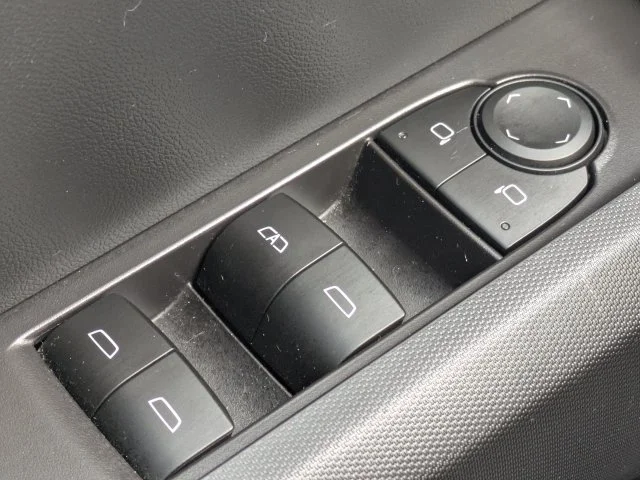 Used 2023 Onyx Black GMC Elevation image 24