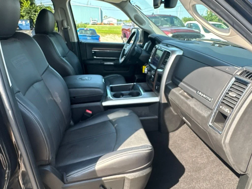 Certified Used 2018 Black Ram Laramie image 37