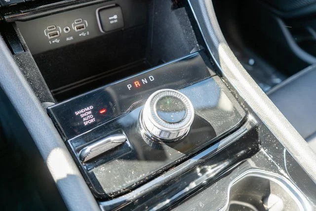 Used 2023 Red Jeep Limited image 27