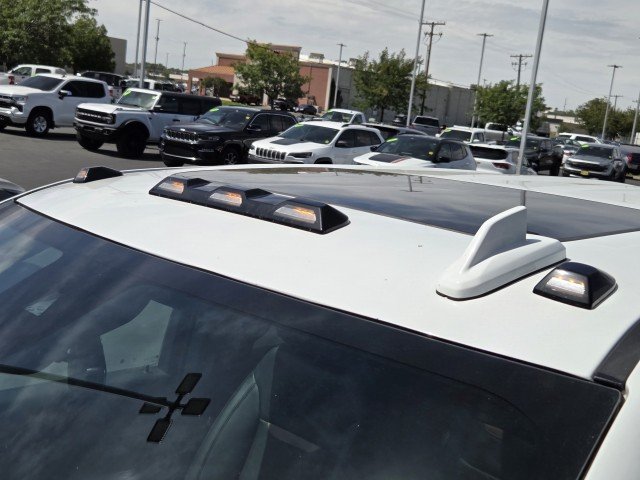 Used 2024 Summit White GMC AT4 image 64