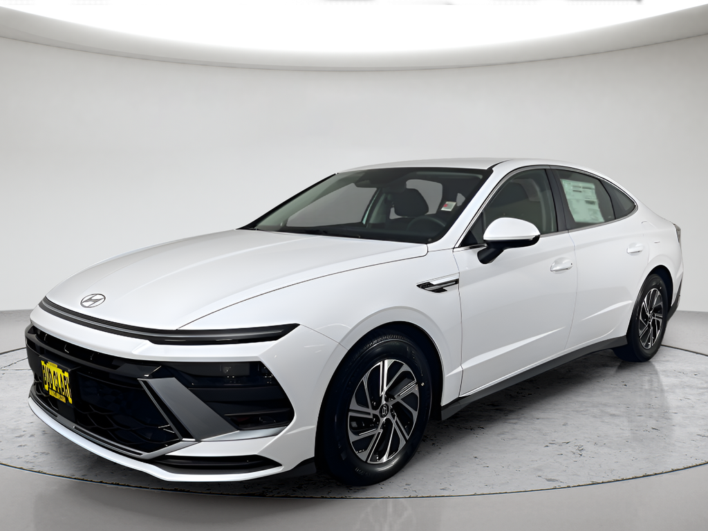 2026 Hyundai Sonata Blue's photo