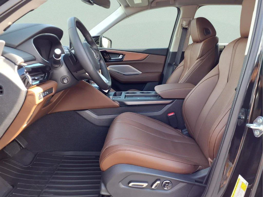 New 2026 Majestic Black Pearl Acura Technology Package image 9