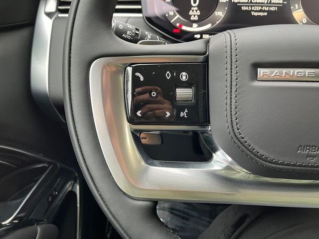 New 2026 Eiger Grey Land Rover SE image 22