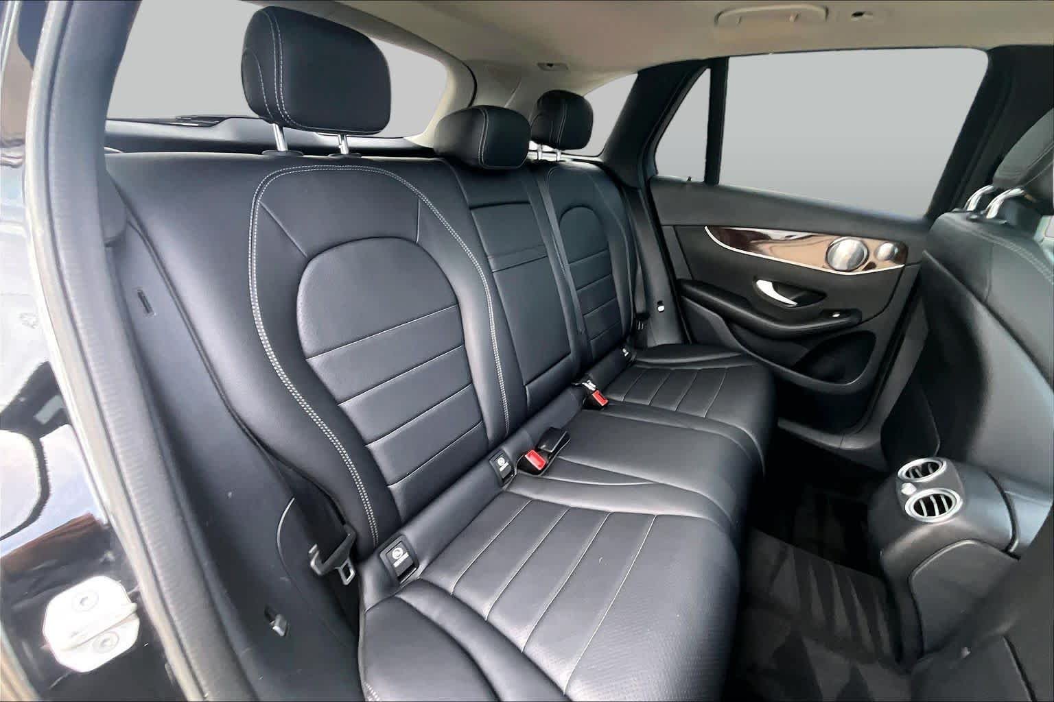 Used 2016 Black Mercedes-Benz GLC 300 image 18