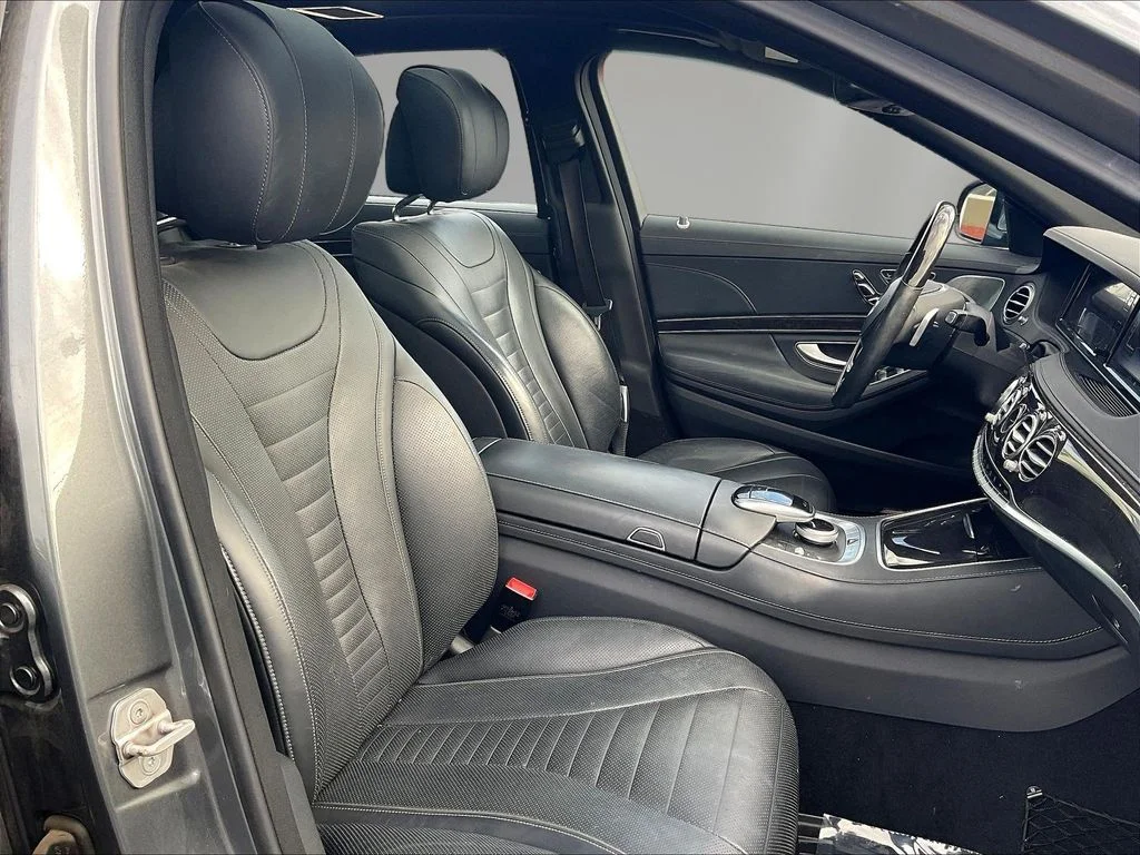 Used 2017 Gray Mercedes-Benz S 550 image 28