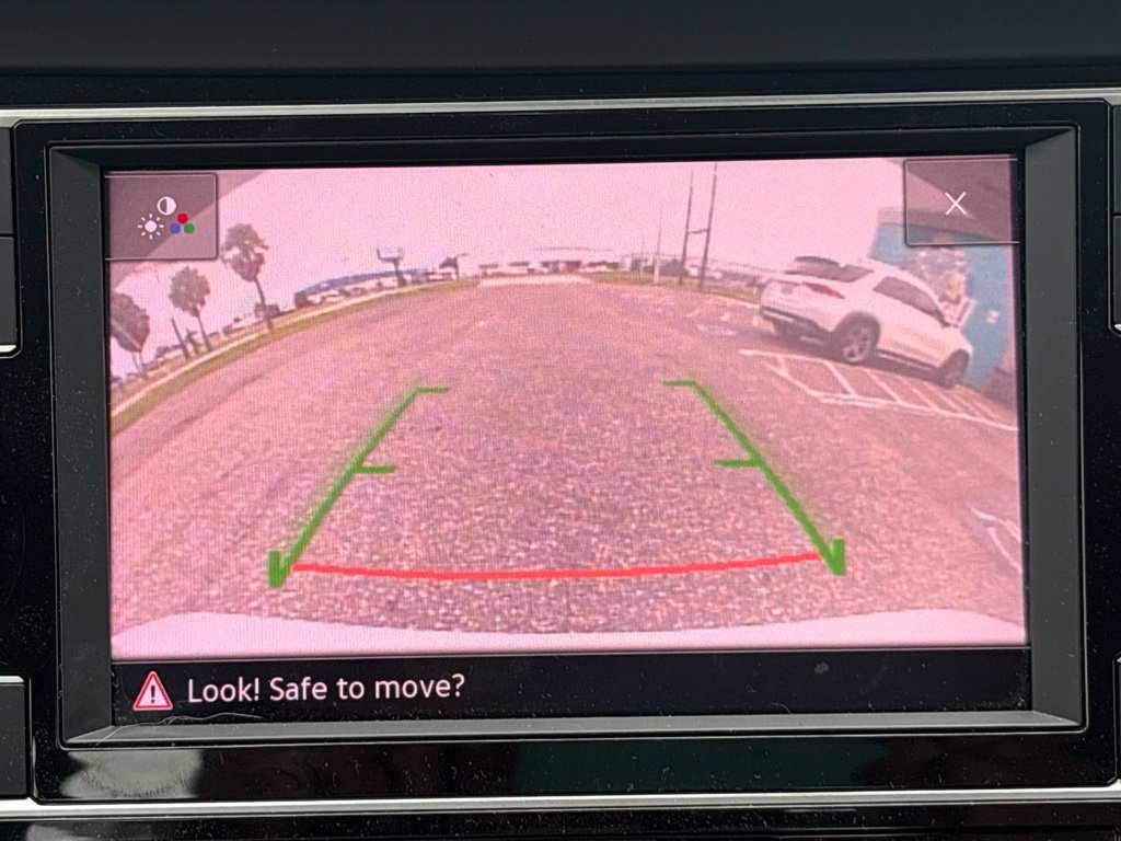 Used 2019 White Volkswagen 1.4T S image 23