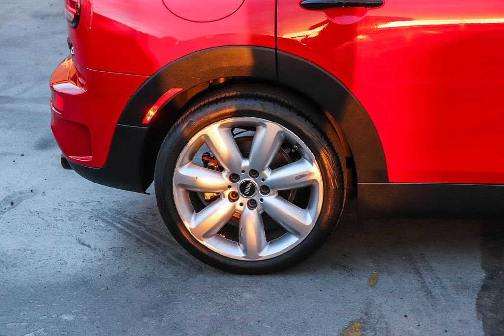 Used 2024 Chili Red MINI Iconic image 12