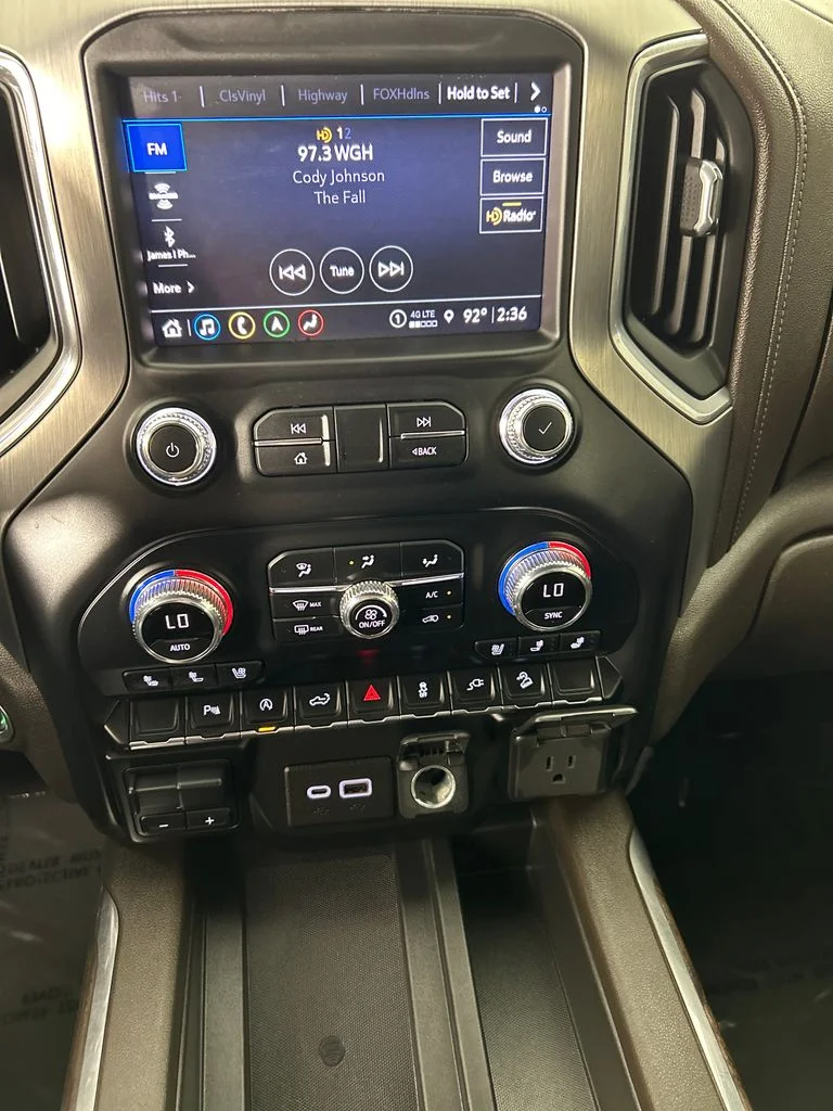 Used 2021 Black GMC Denali image 15