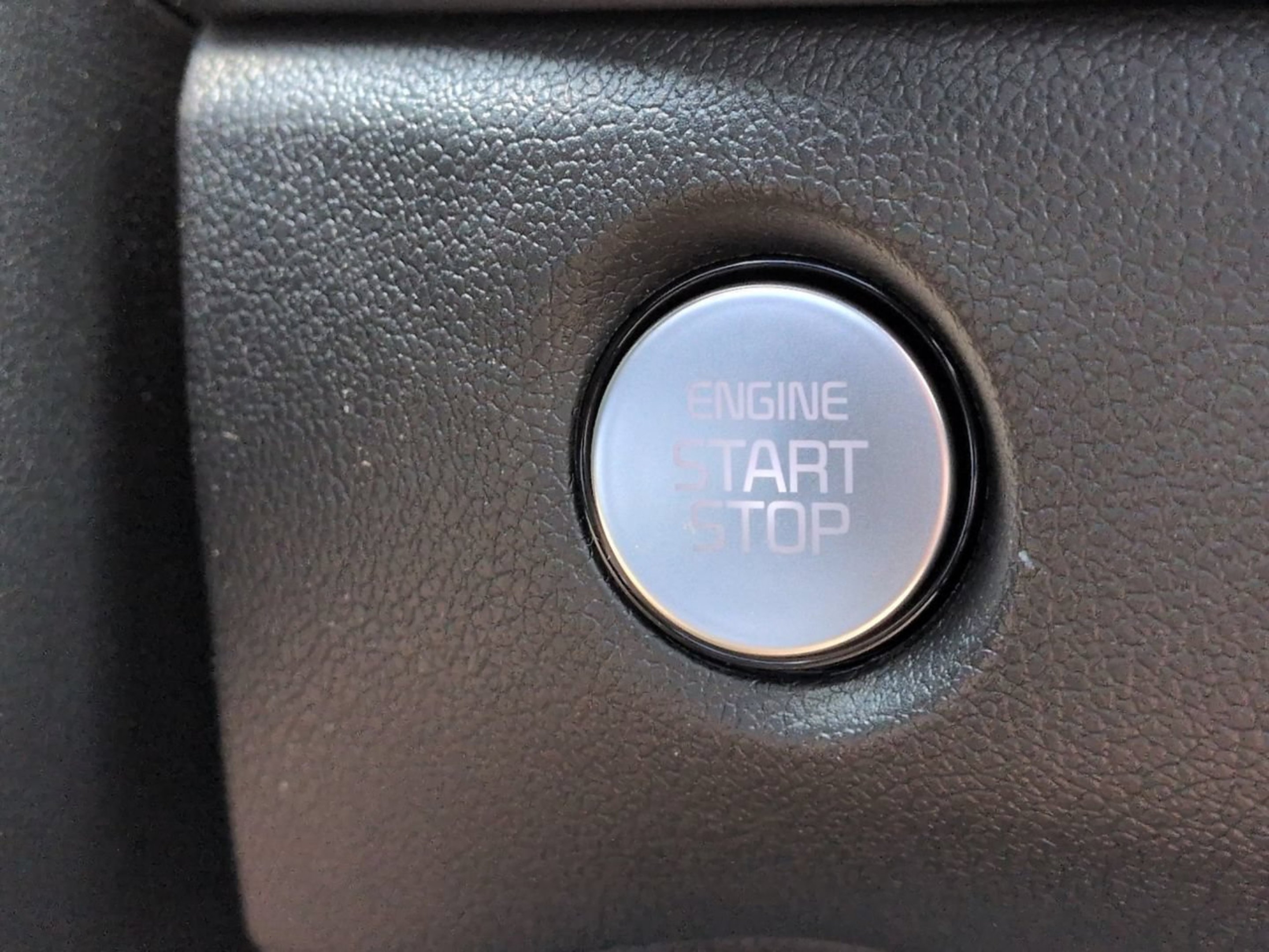 New 2026 Wolf Gray Kia S image 34