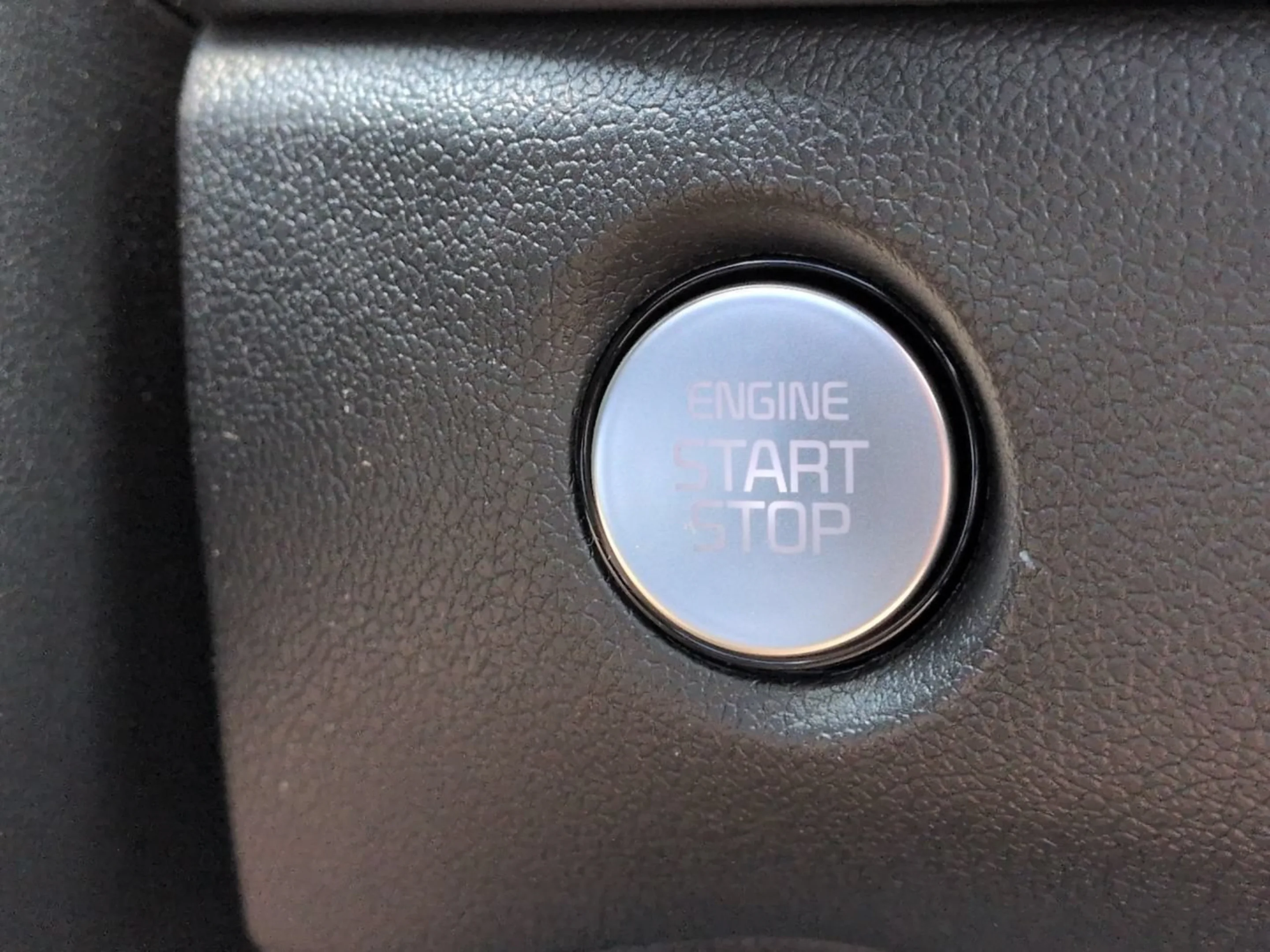 New 2026 Wolf Gray Kia S image 34