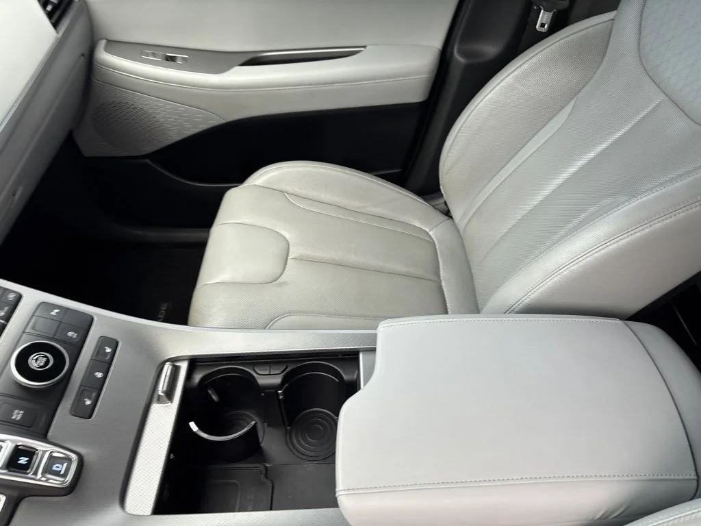 Used 2020 Silver Hyundai SEL image 13