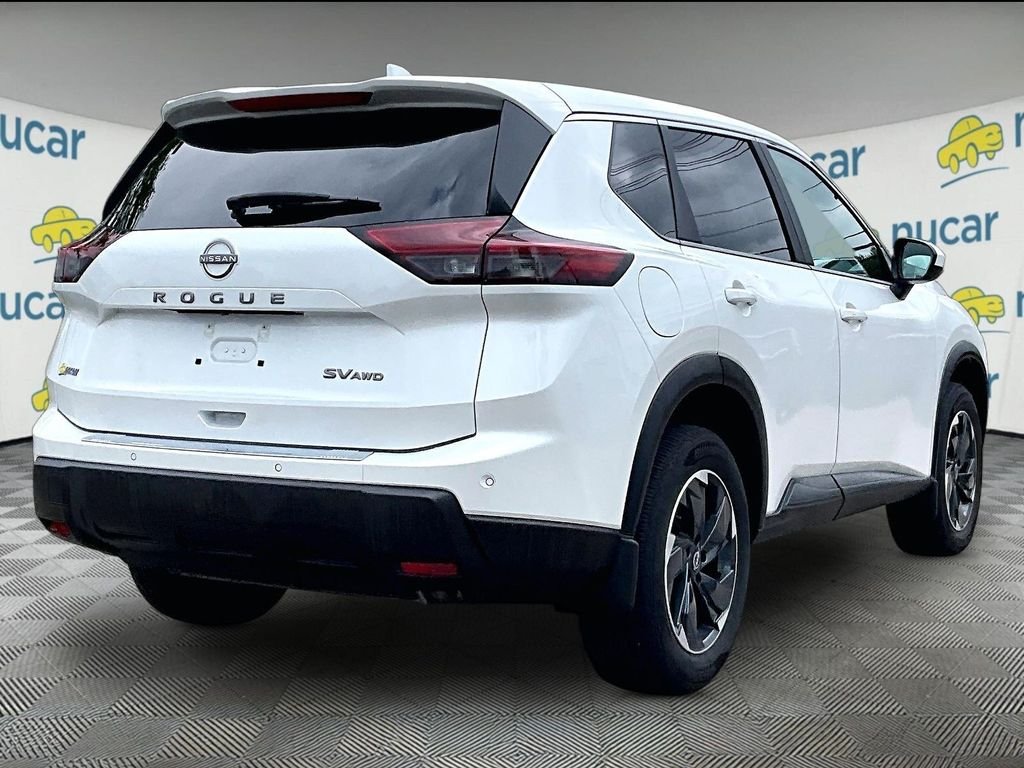 Used 2024 White Nissan SV image 6