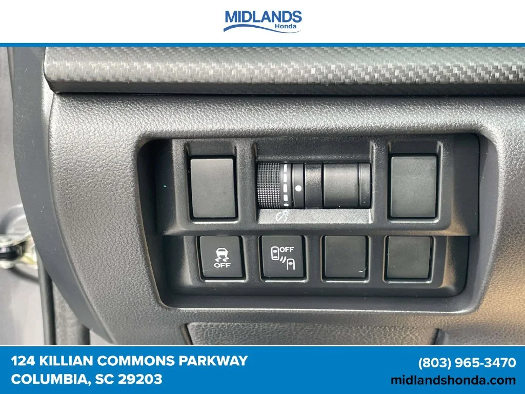 Used 2020 Gray Metallic Subaru Premium image 18