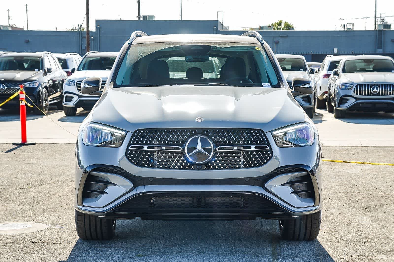 New 2026 MANUFAKTUR Alpine Grey Mercedes-Benz GLE 450 image 2