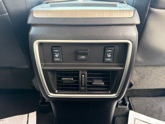 Used 2018 Magnetic Black Metallic Nissan Platinum image 17