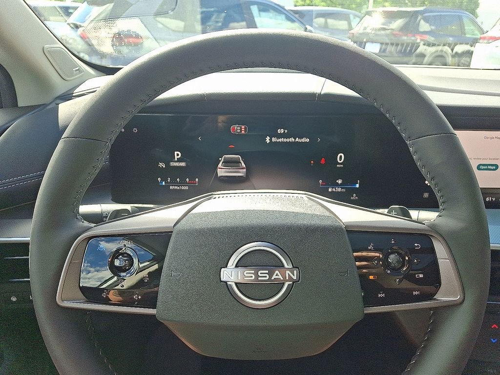 New 2026 Champagne Silver Metallic Nissan Platinum image 10