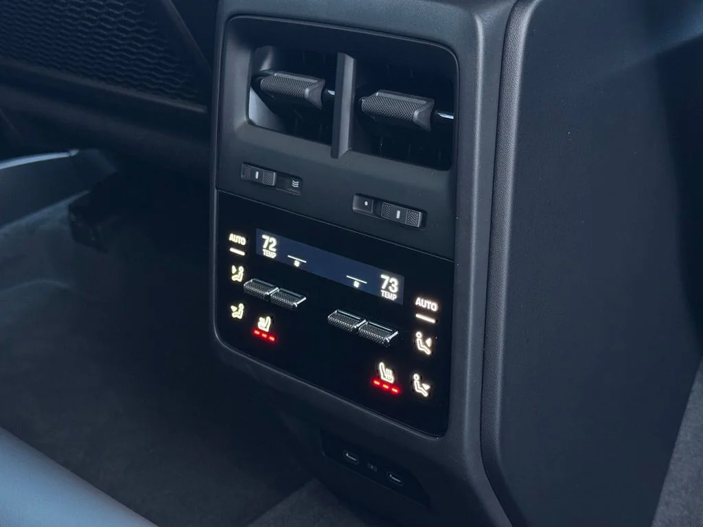 2025 Porsche Macan S - Photo 34
