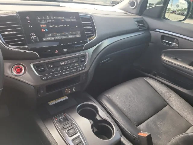Used 2022 Black Honda Special Edition image 24