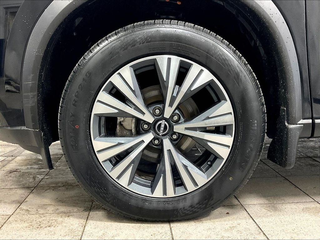 Used 2023 Black Nissan SV image 7