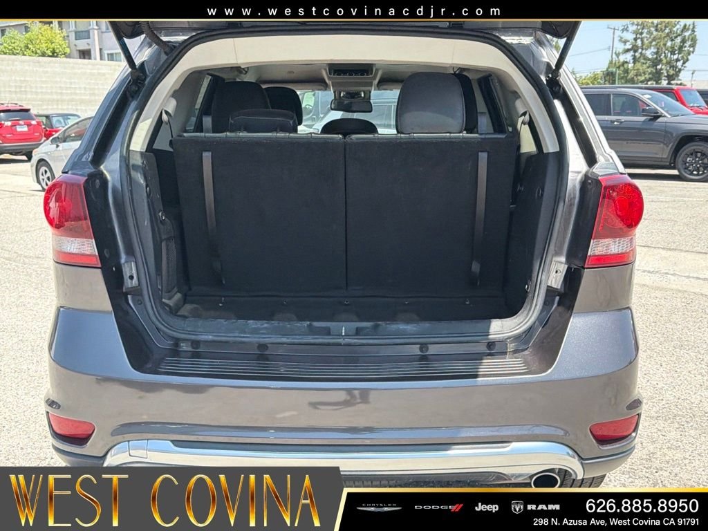 Used 2019 Gray Dodge Crossroad image 16
