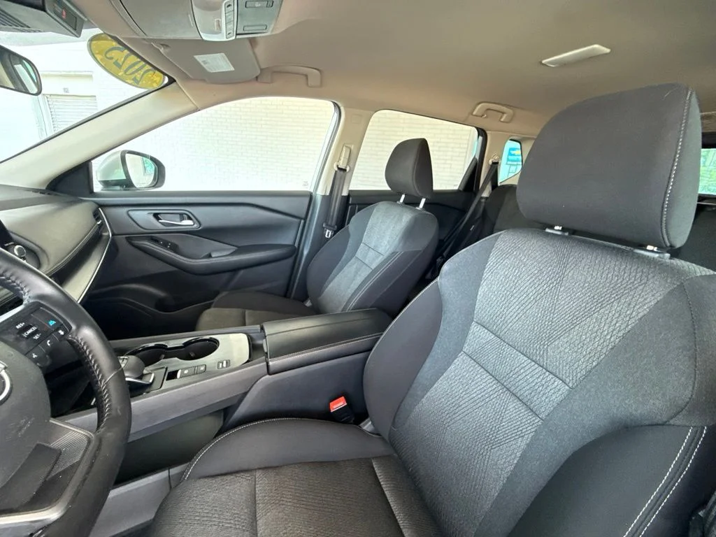 Used 2025 Silver Nissan SV image 26