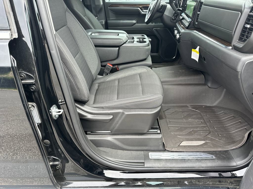 2025 GMC Sierra 1500 SLE - Photo 13