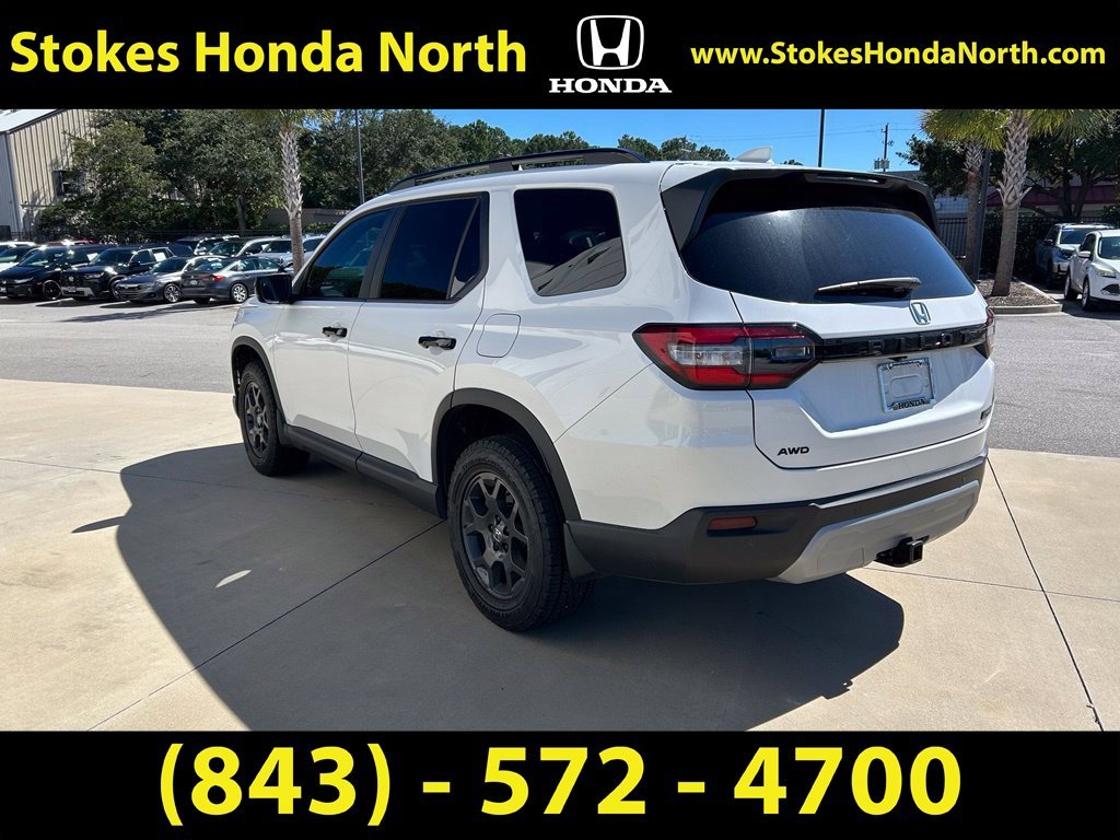 Used 2025 White Honda TrailSport image 5