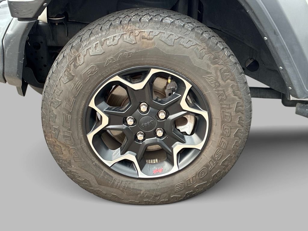 Used 2021 White Jeep Unlimited Sport S image 14
