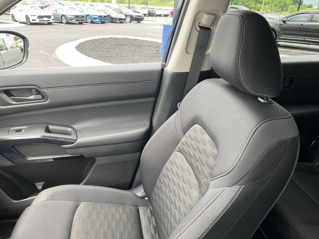 Used 2025 Blue Nissan SV image 25