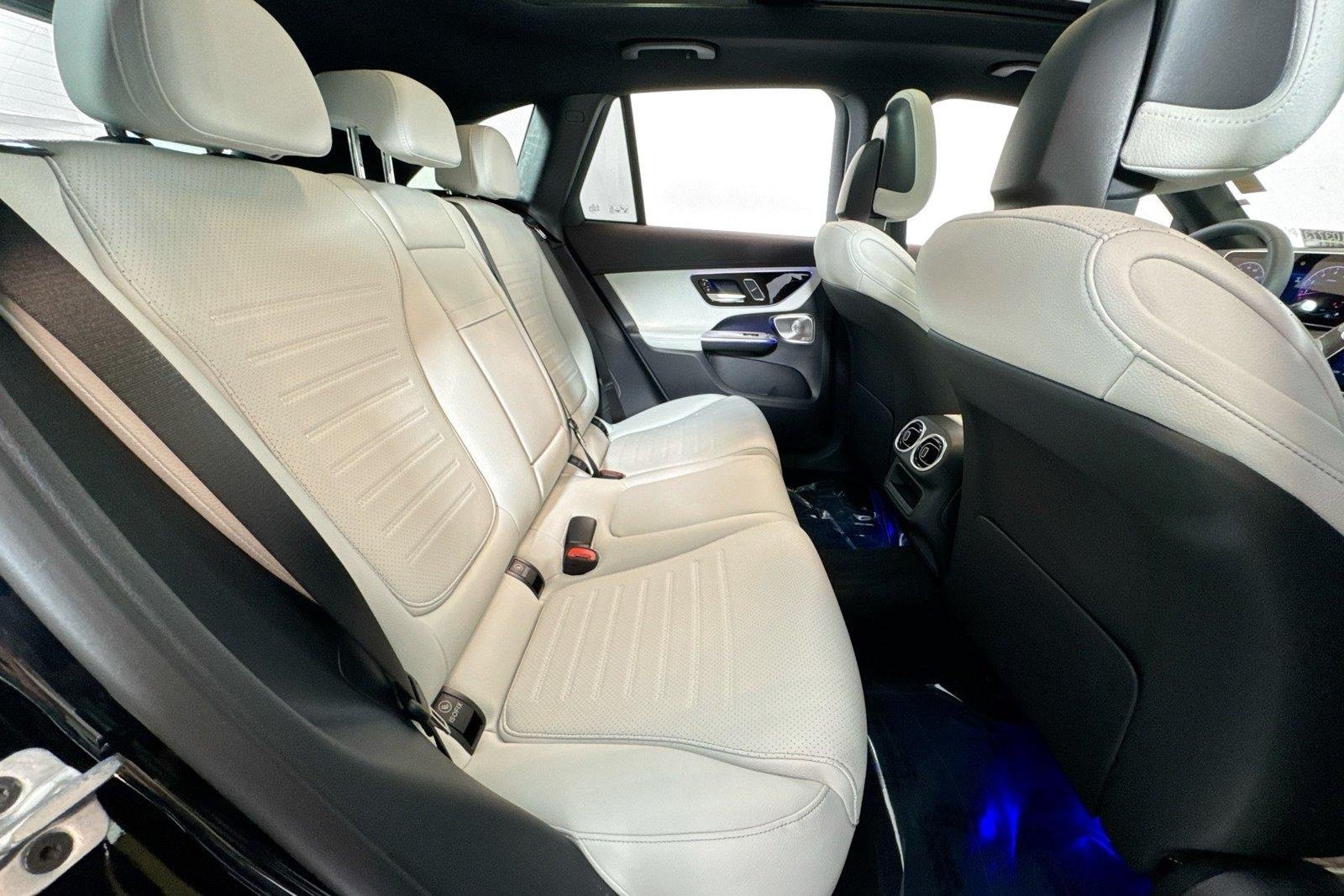 New 2026 Black Mercedes-Benz GLC 300 image 25