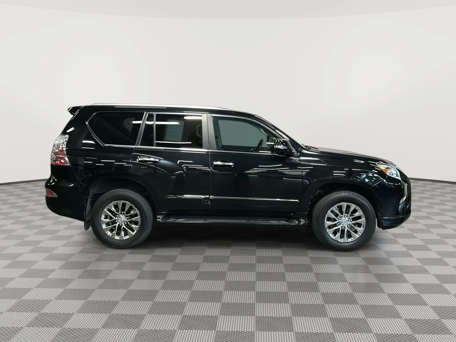 Used 2015 Black Onyx Lexus Premium image 2
